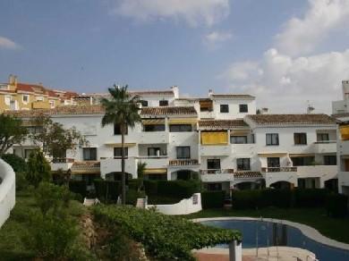 Apartamento con 2 dormitorios se vende en Benalmadena Costa, Costa del Sol