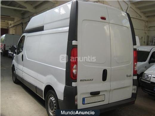 Renault Trafic Furgon 29 Largo \'07