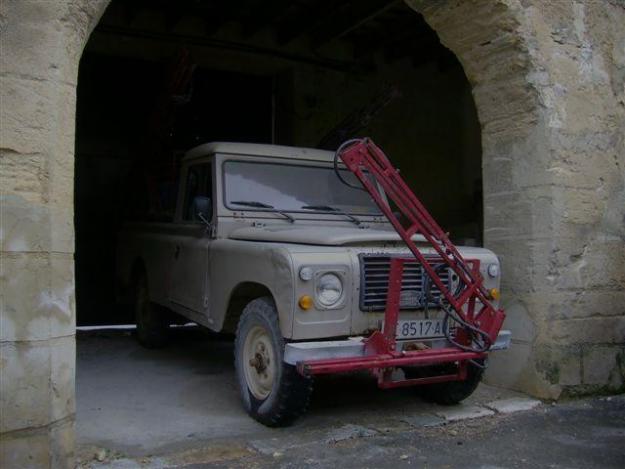 LAND ROVER 88 PICK UP