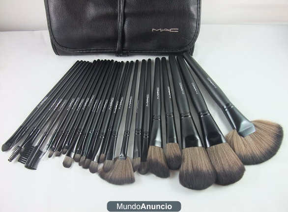 24 Brochas y pinceles en un manta de maquillaje mac + regalo brocha mofeta