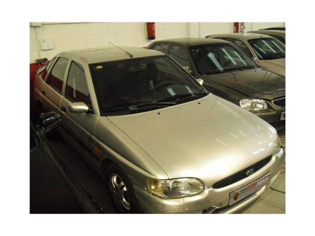 FORD ESCORT 1.8TD GHIA