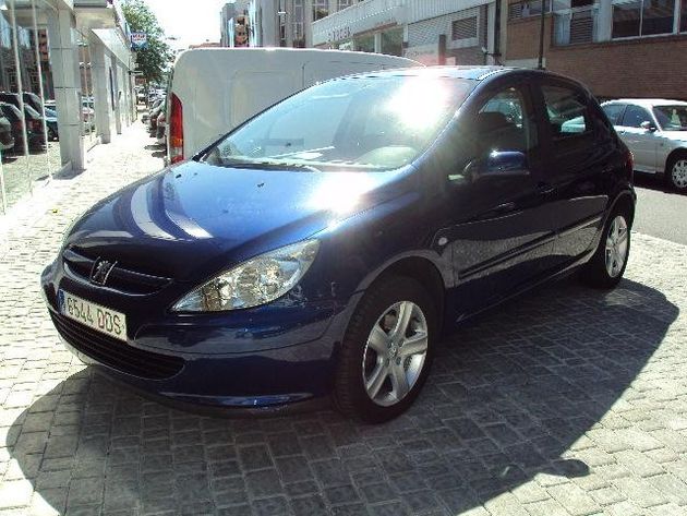 VOLKSWAGEN PASSAT 2.0TDI