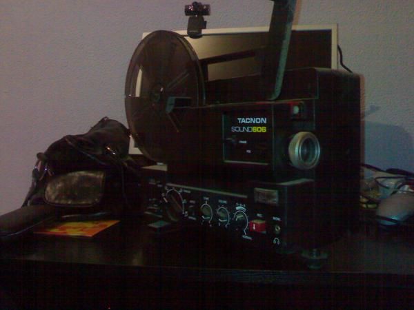 vendo videocamara y proyector