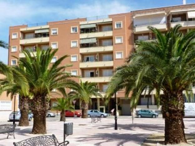 Apartment for Sale in Almoradi, Comunidad Valenciana, Ref# 2458410