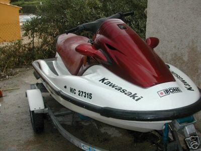 Vends    jet ski kawasaki 900stx