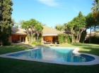 Chalet con 6 dormitorios se vende en Marbella, Costa del Sol - mejor precio | unprecio.es