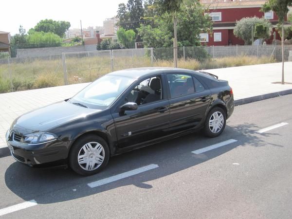 RENAULT LAGUNA dci 110 cv