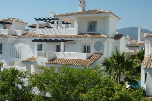 4 Dormitorio Casa En Venta en Nueva Andalucia, Málaga