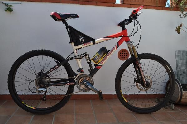 BICICLETA DE MONTAÑA CONOR XRC 10 XTREM RACE ( COMO NUEVA )