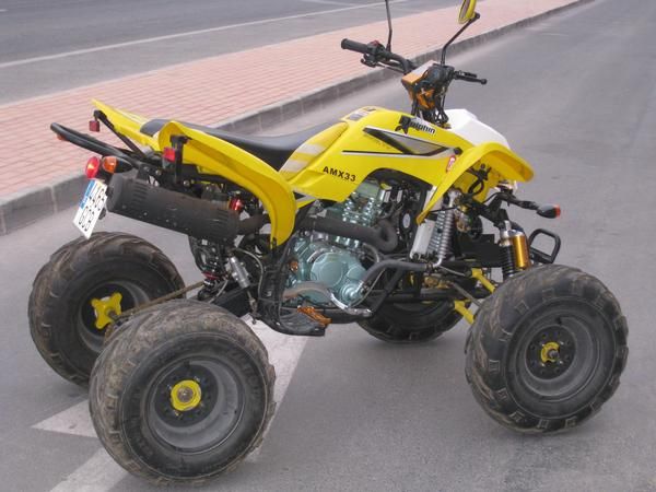 VENDO 2 QUADS. OPORTUNIDAD. 1250 EUROS