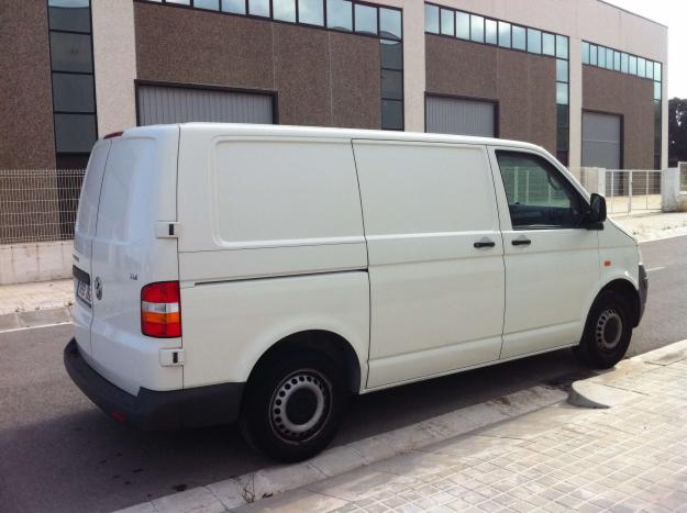 Volkswagen Transporter 1.9 TDI Furgón