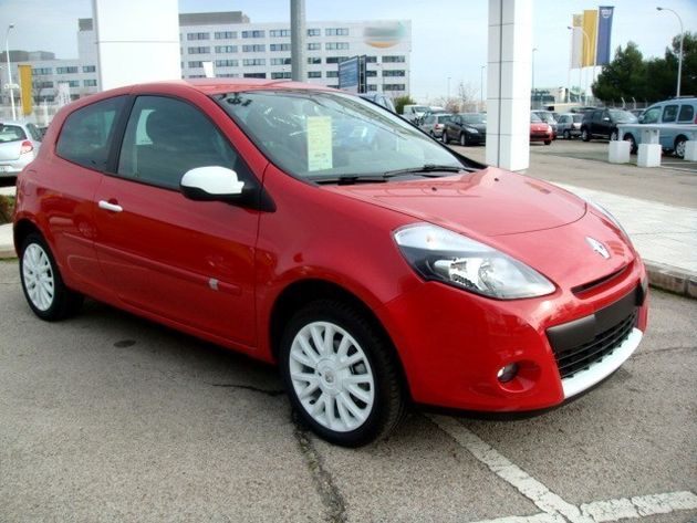 RENAULT CLIO  1.2 TCE SL S