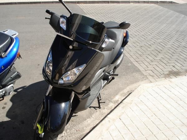 scooter yamaha x-max 125