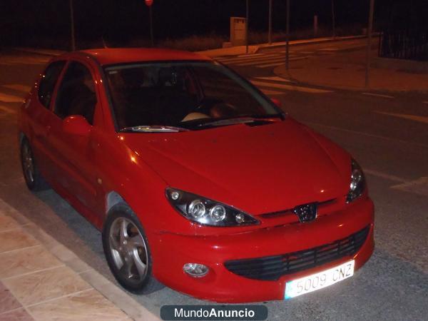 se vende peugeot 206