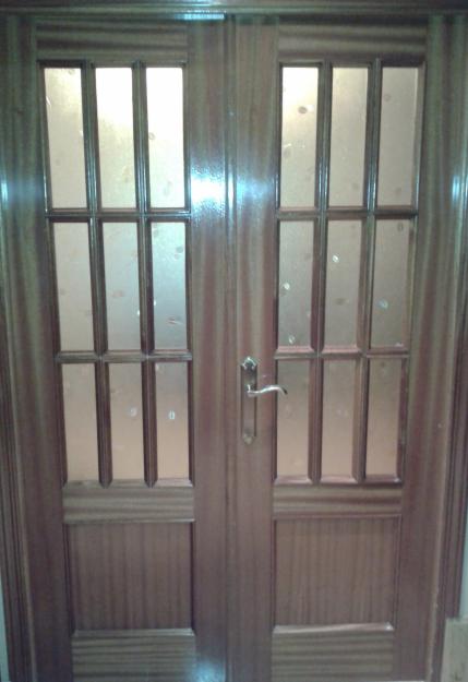 se venden puertas en muy buen estado