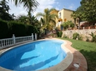 Chalet con 5 dormitorios se vende en Benalmadena Costa, Costa del Sol - mejor precio | unprecio.es