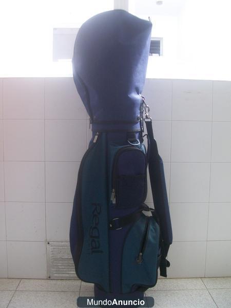 Palos de golf con bolsa