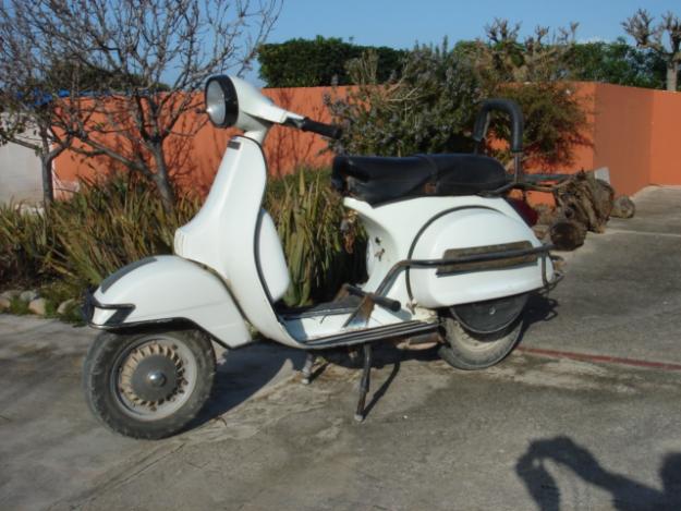 VESPA CLASICA 150CC