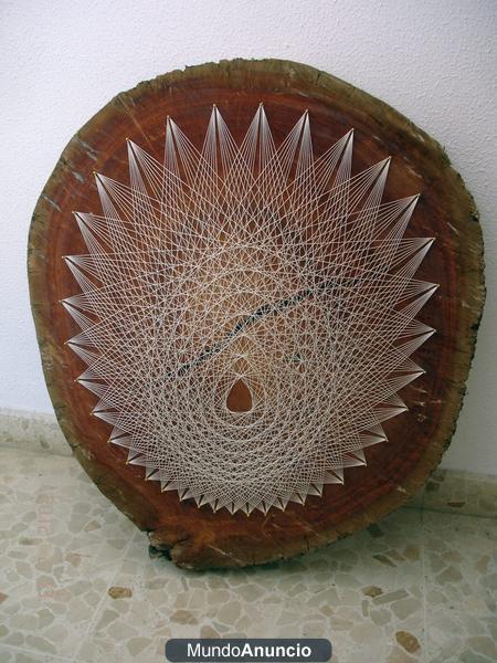 COMPOSICIóN DE HILO TENSADO SOBRE MADERA