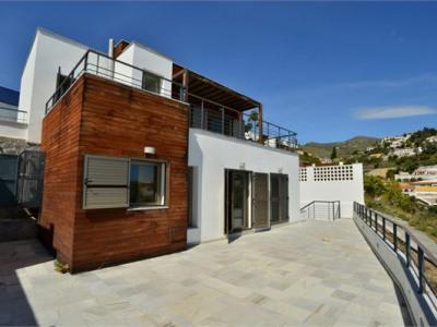 3b  , 3ba   in Almunecar,  Granada   - 365000  EUR