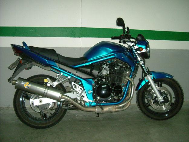 Suzuki Bandit en perfecto estado