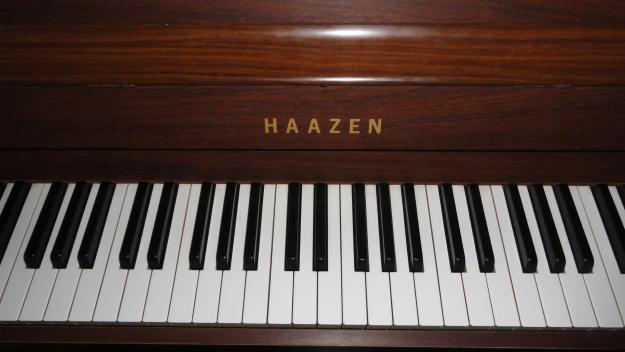 Vendo piano haazen