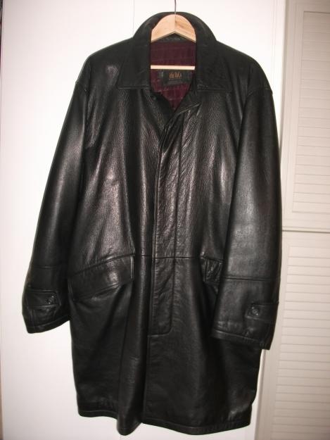 Chaquetón tres cuartos piel negro