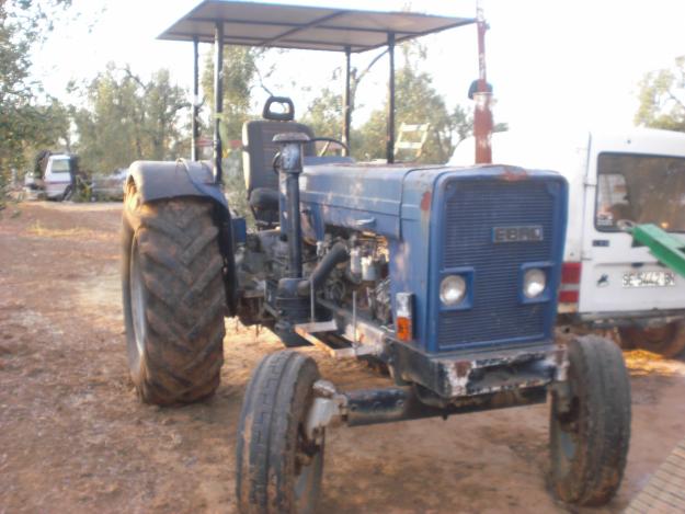 CARRIOLA Y TRACTOR