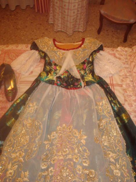 TRAJE DE FALLERA