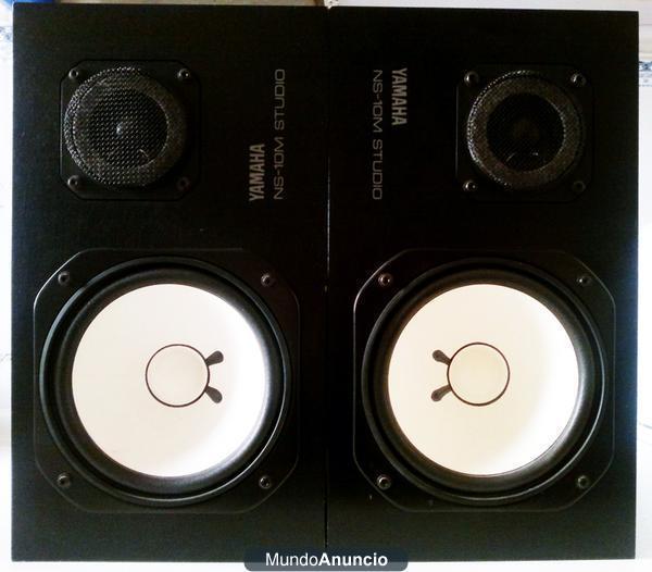 Vendo juego de Altavoces Yamaha NS-10M en Madrid - 450€