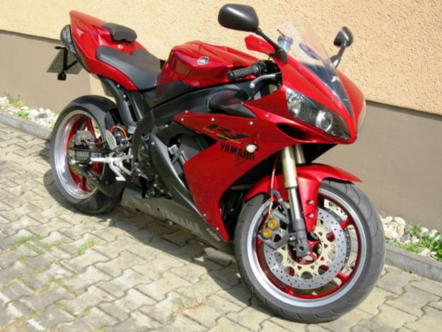 Yamaha YZF R1 RN12