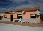 Chalet con 3 dormitorios se vende en Alhaurin el Grande - mejor precio | unprecio.es