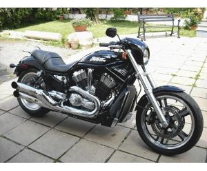 HARLEY DAVIDSON VRSCD NIGHT ROD