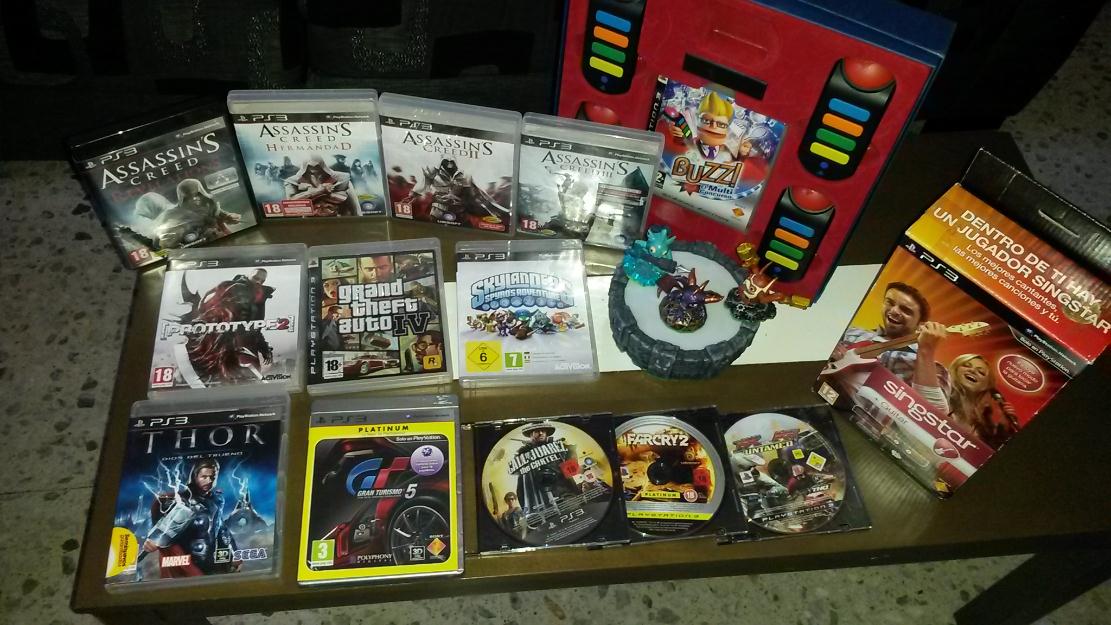 ps3 + mandos + lote de juegos