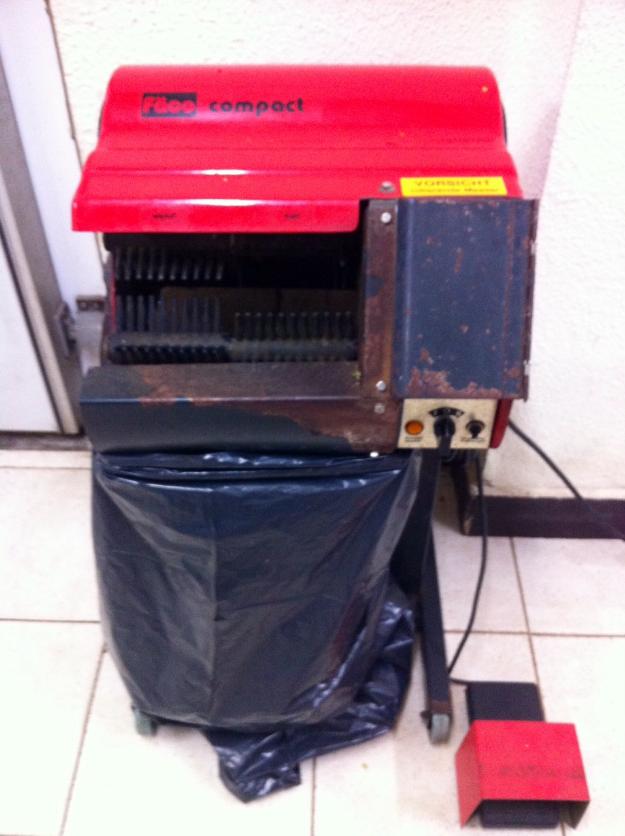 maquina alemana para cortar y limpiar flores