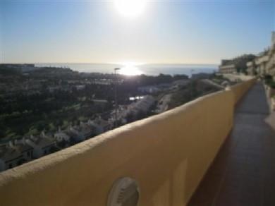 Apartamento con 2 dormitorios se vende en Mijas Costa, Costa del Sol