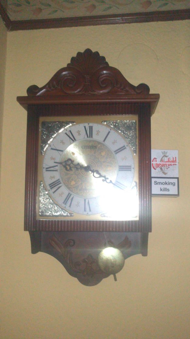 reloj de pendulo y pared (electrico)