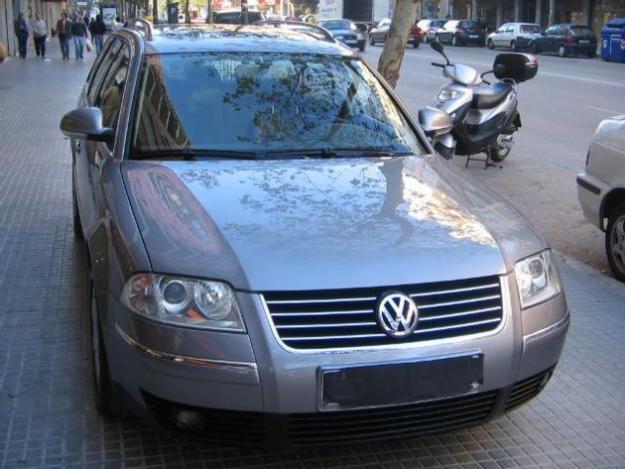 Venta de Volkswagen Passat Variant 2.5 TDI 163cv Higline '04 en Palma De Mallorca