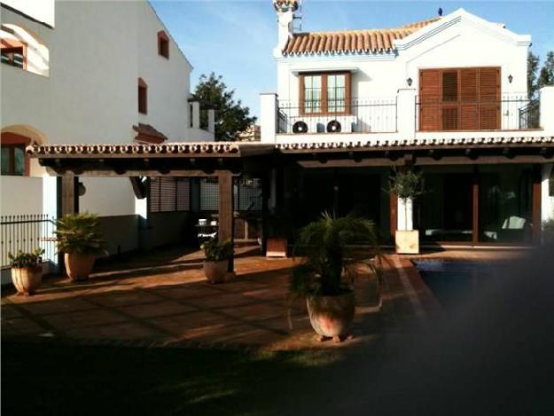 Chalet en alquiler en Benalmadena Costa, Málaga (Costa del Sol)