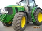 John Deere 7530