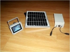 Potente kit solar para dar luz, foco 1 LED SMD de 10W - mejor precio | unprecio.es