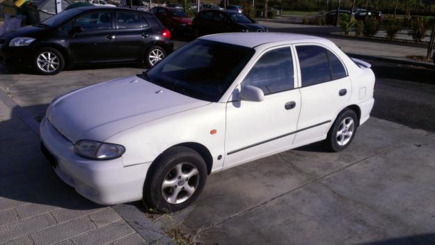 Hyundai Accent 99. 800€