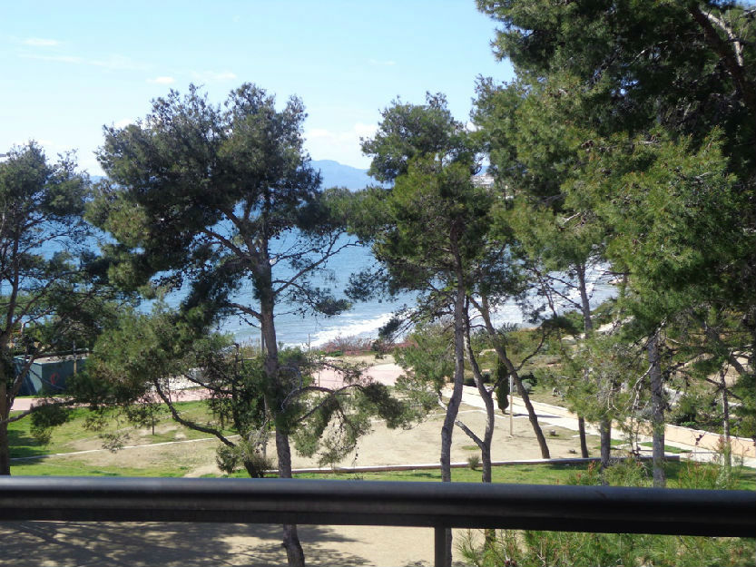 1ª linea. apartamento con vistas a playa larga