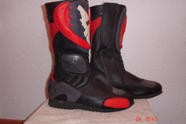 botas moto, marca axo, dainese, w2