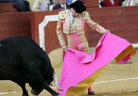 Entradas de toros San Isidro,en tendidos,a 70 eurs,para los dias 14-22-19--30-mayo y