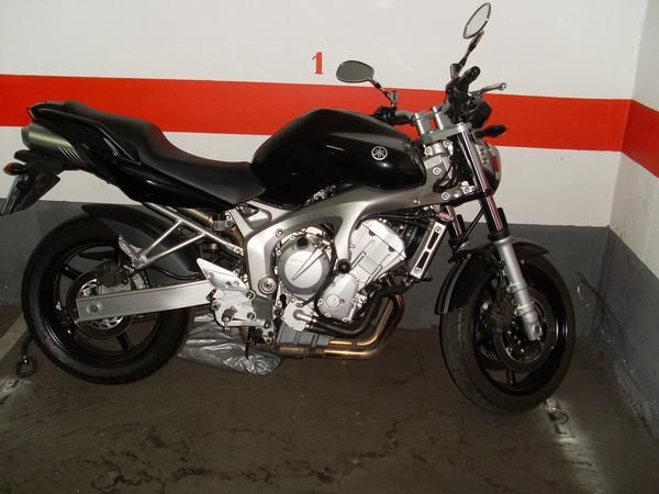 se vende yamaha fazer 600