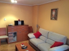 Bonito piso, totalmente amueblado, para entrar a vivir con terraza posterior de 25 metros. - mejor precio | unprecio.es