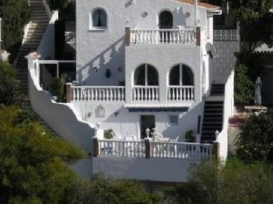 Chalet con 3 dormitorios se vende en Benajarafe, Costa del Sol