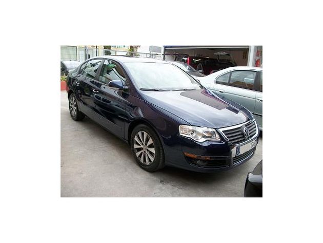 VOLKSWAGEN Passat 2.0TDI CR Advance