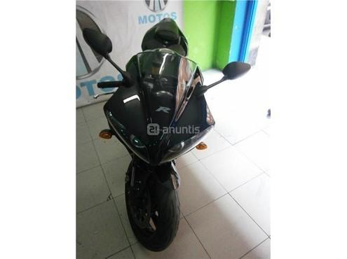 YAMAHA YZF R1